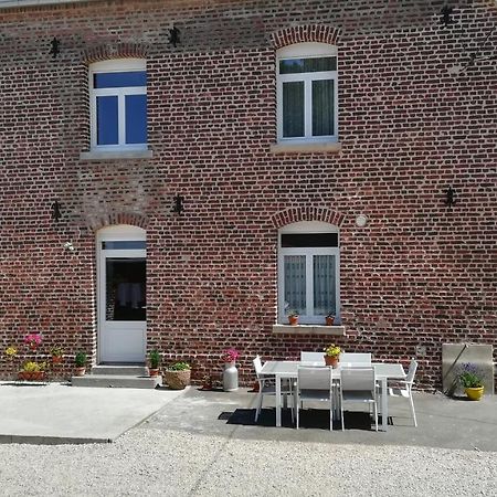 Bed and Breakfast Au Coeur De L'Enclave Moeuvres Exterior foto